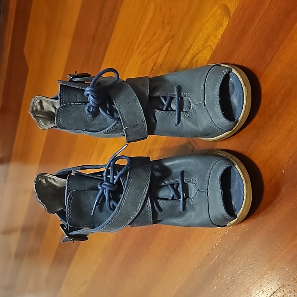 Blue leather summer booties